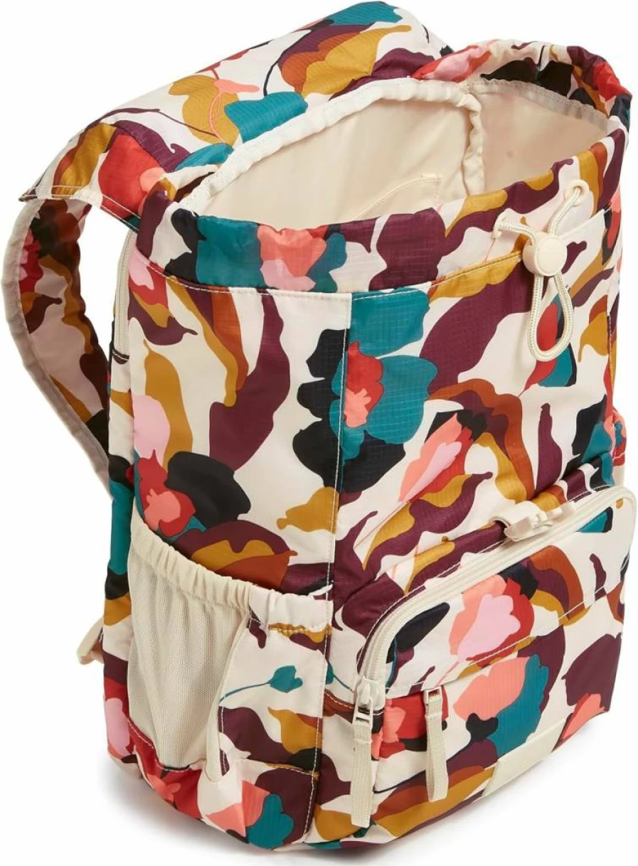 Vera Bradley Black Ripstop Daytripper Backpack - Lightweight Durable Campus Backpack