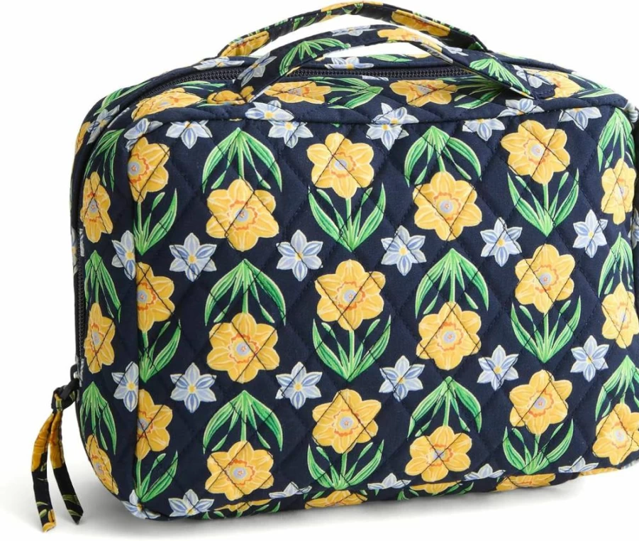 Vera Bradley Daffodils Hanging Travel Organizer – Premium Cotton Toiletry Bag for Women, Portable Storage Pouch for Bathroom & Vacation Accessories