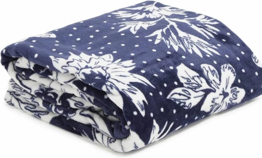 Vera Bradley Collegiate Plush XL Throw Blanket - Navy/White Rain Garden Design, Multiple Team Options, Ultra-Soft Cozy Blanket