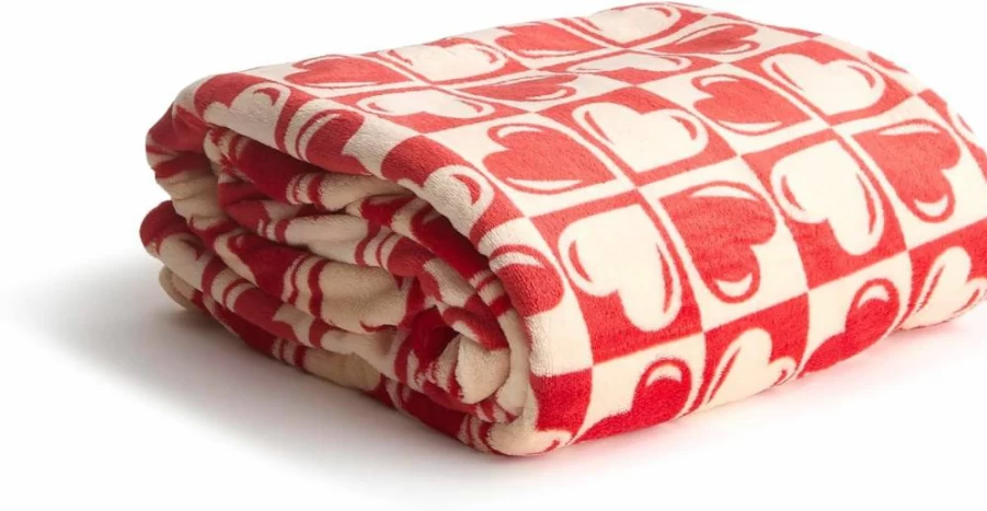 Vera Bradley Heart Pattern Plush Throw Blanket - Soft Graphic Design Cozy Blanket for Home & Gifts