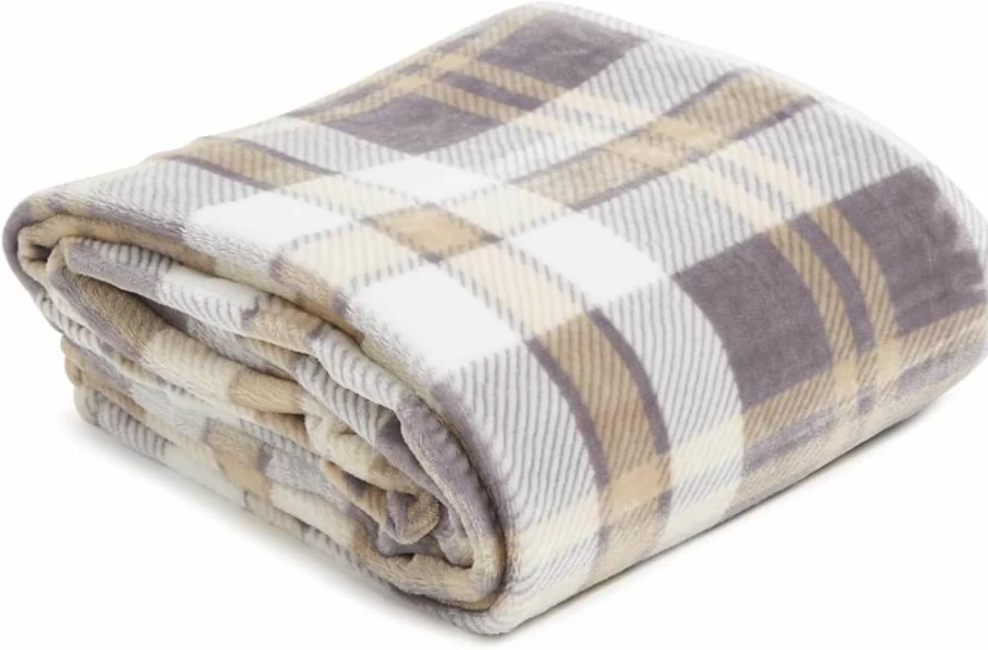 Vera Bradley Cozy Fleece Plush Throw Blanket for Women – Soft & Warm Luxury Blanket