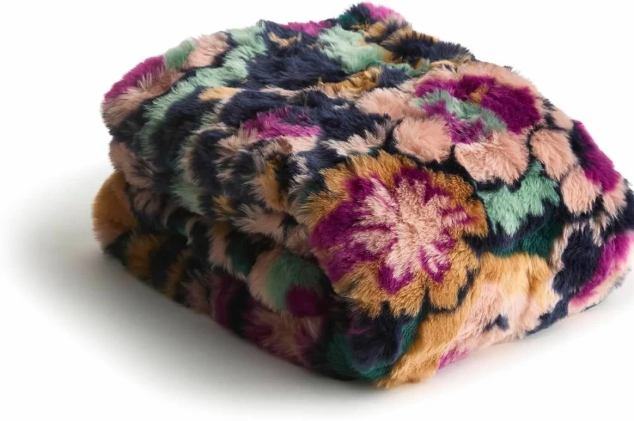 Vera Bradley Women's Faux Fur Plush Throw Blanket - Soft Cozy Luxury Blanket for Bed, Couch, and Home Decor
