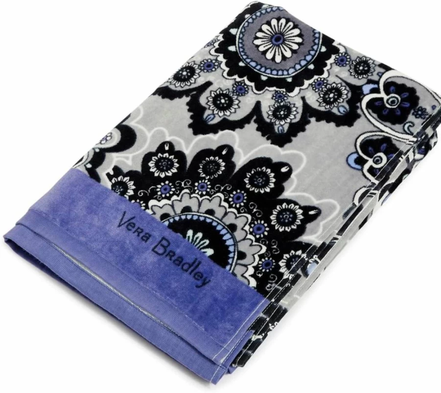 Vera Bradley Women's Striped Beach Towel - Lightweight, Quick-Dry, Vibrant Design for Summer
