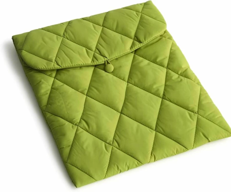 Vera Bradley Lightweight Small Envelope Tech Sleeve for Laptops & Tablets